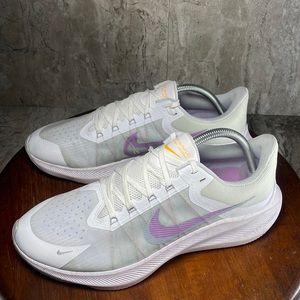 Nike Zoom Winflo 8 'Football Grey Violet Shock’ Women’s Shoes - Size: 12
